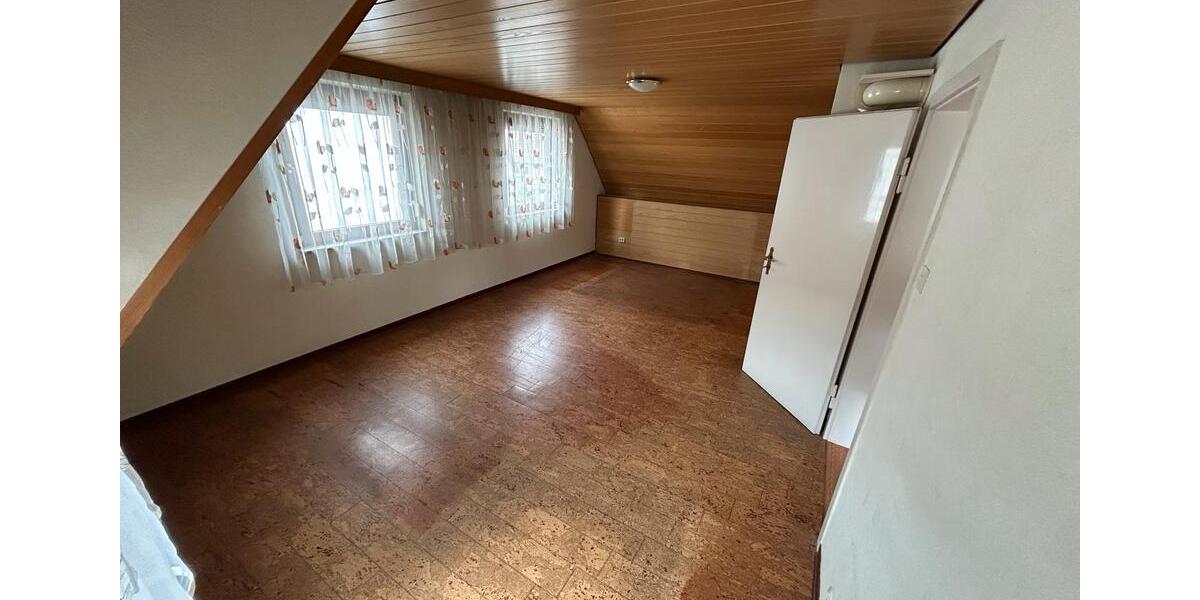 Doppelhaushälfte Remshalden - 7 Zimmer, 115 m&sup2;, 349.000&euro; | Angebot:26610988