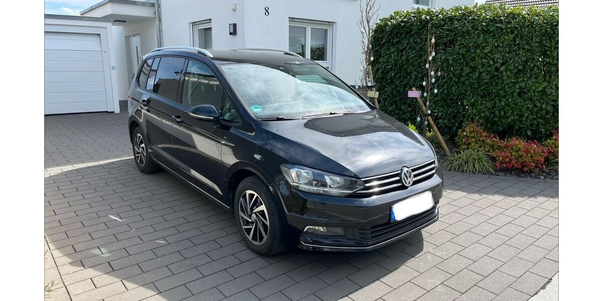 VW Touran 135.180 km 21.600 &euro; Oppenweiler 71570