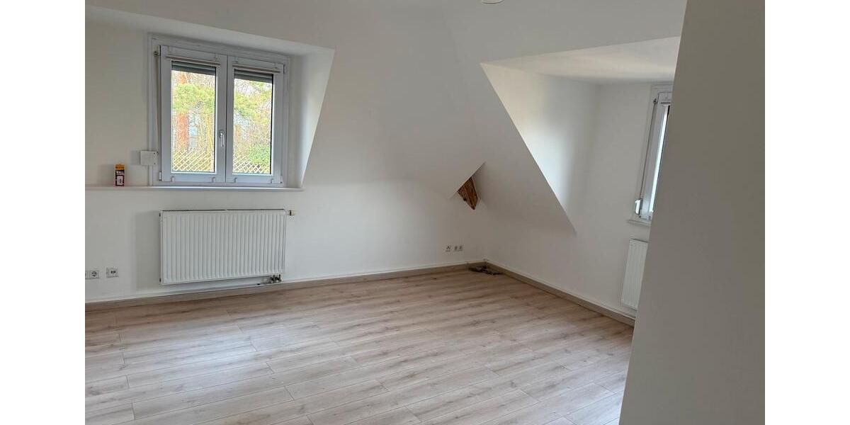 Dachgeschoßwohnung Stuttgart Stuttgart-Nord - 2.5 Zimmer, 52 m&sup2;, 1.050&euro; | Angebot:25760657