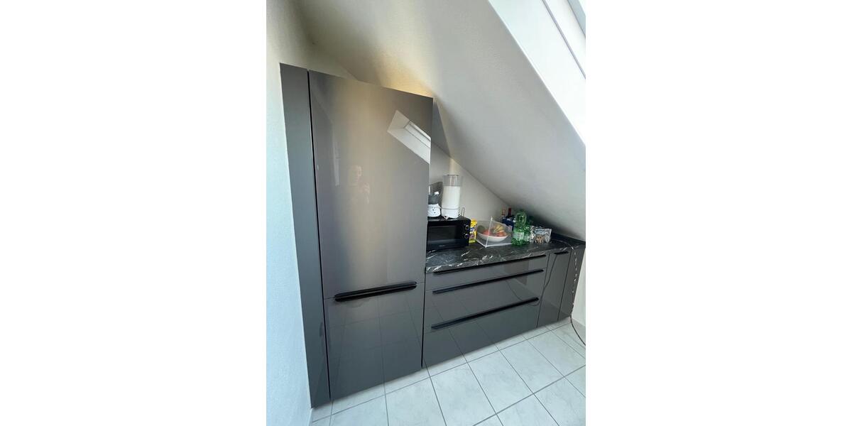 Dachgeschoßwohnung Möglingen - 3 Zimmer, 74 m&sup2;, 1.000&euro; | Angebot:25219379