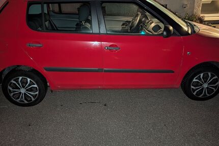 Skoda Fabia 95.656 km 3.000 &euro; Ludwigsburg 71640