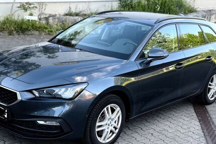 Seat Leon 11.020 km 25.704 &euro; Remseck am Neckar 71686