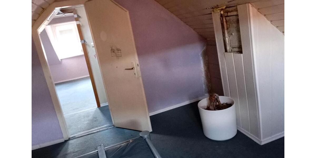 Einfamilienhaus Pfaffenhofen - 3 Zimmer, 95.000&euro; | Angebot:21108117