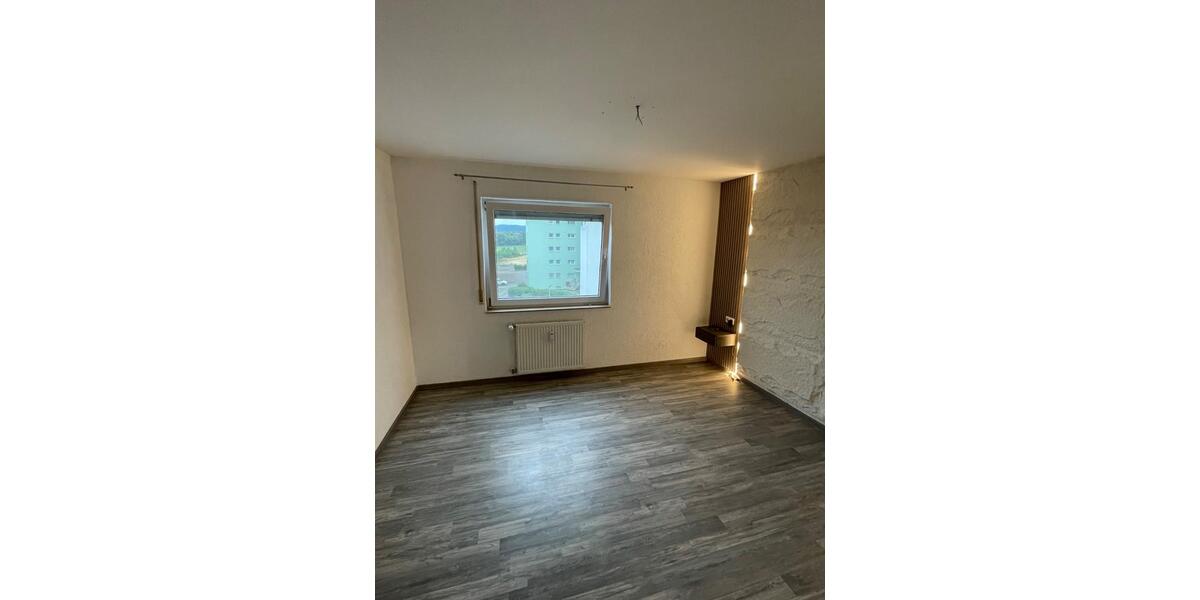 Etagenwohnung Backnang - 3 Zimmer, 80 m&sup2;, 265.000&euro; | Angebot:27075846