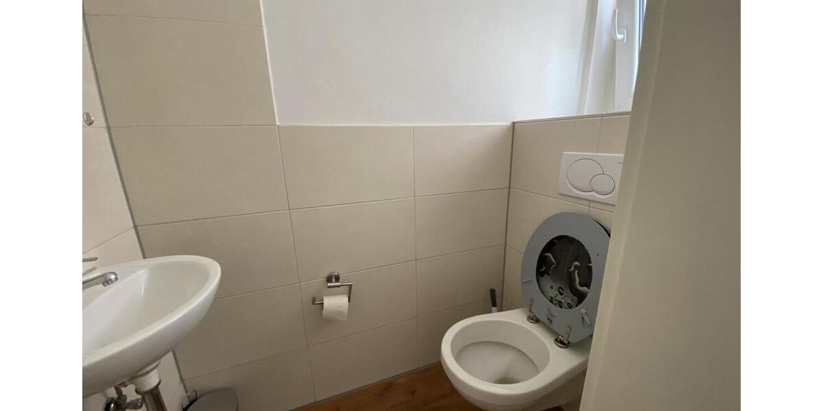 Erdgeschoßwohnung Weinstadt - 4 Zimmer, 115 m&sup2;, 1.850&euro; | Angebot:26398210