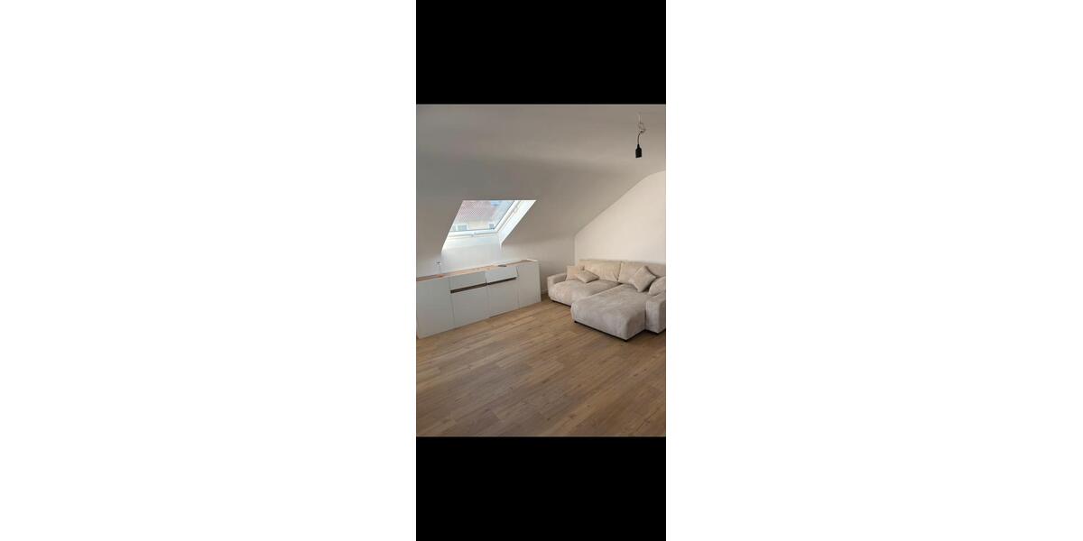 Dachgeschoßwohnung Leinfelden-Echterdingen Echterdingen - 1 Zimmer, 50 m&sup2;, 690&euro; | Angebot:27543036