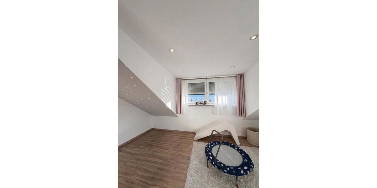 Reihenhaus Rutesheim - 6 Zimmer, 146 m&sup2;, 799.000&euro; | Angebot:27200399