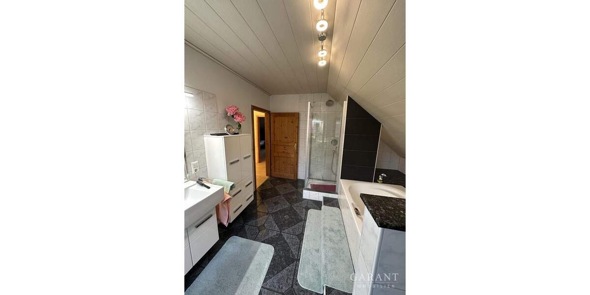 Einfamilienhaus Güglingen Frauenzimmern - 4 Zimmer, 121 m&sup2;, 448.000&euro; | Angebot:25730266