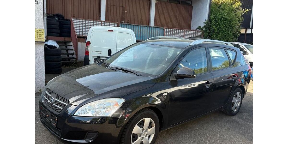 Kia ceed Sportswagon 135.850 km 3.999 &euro; Böblingen 71032