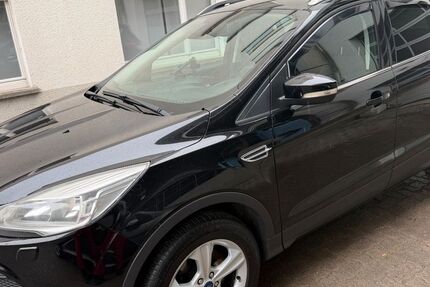 Ford Kuga 206.000 km 6.900 &euro; Magstadt 71106