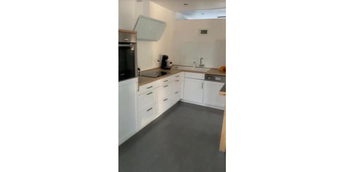 Etagenwohnung Mühlacker - 2.5 Zimmer, 100 m&sup2;, 1.100&euro; | Angebot:26036240