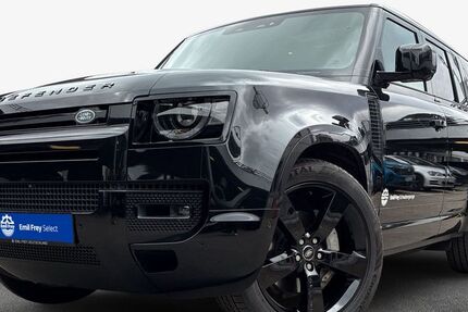 Land Rover Defender 5.766 km 106.666 &euro; Stuttgart 70190
