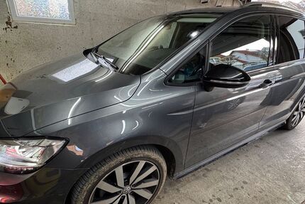 VW Touran 99.500 km 22.000 &euro; Schwaikheim 71409