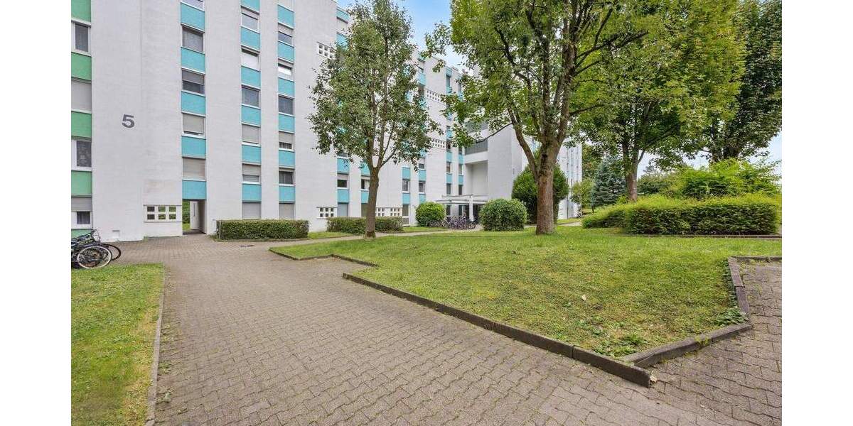 Etagenwohnung Ludwigsburg Eglosheim - 2 Zimmer, 64 m&sup2;, 219.000&euro; | Angebot:25802157