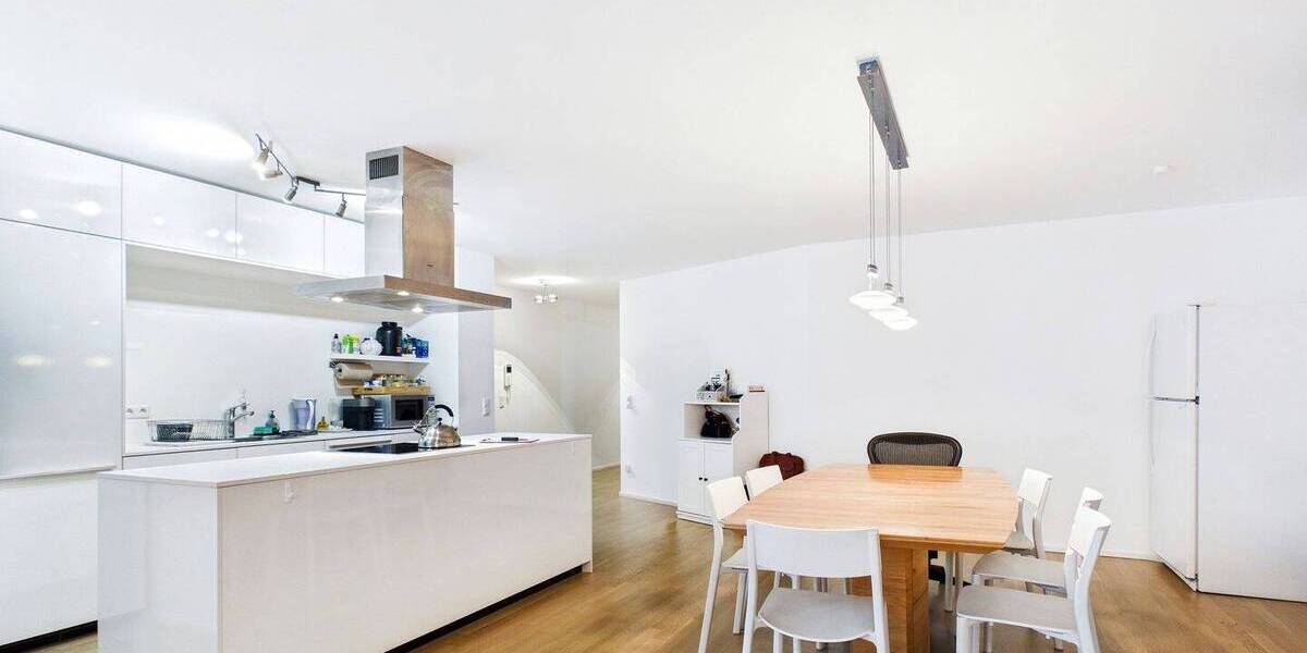 Etagenwohnung Stuttgart Mitte - 4 Zimmer, 150 m&sup2;, 998.000&euro; | Angebot:25996512