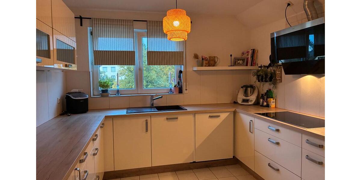 Dachgeschoßwohnung Brackenheim - 4.5 Zimmer, 97 m&sup2;, 1.150&euro; | Angebot:27580019