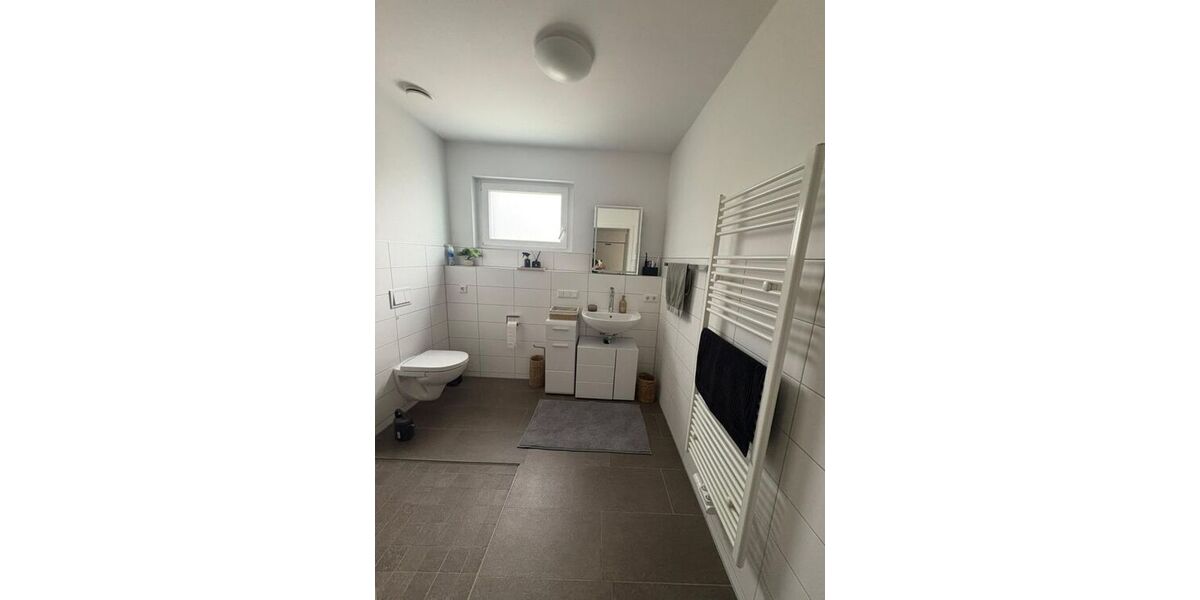 Moderne 2-Zimmerwohnung mit Küche & Fußbodenheizung in zentraler Lage - Etagenwohnung Plochingen | Angebot:27545225