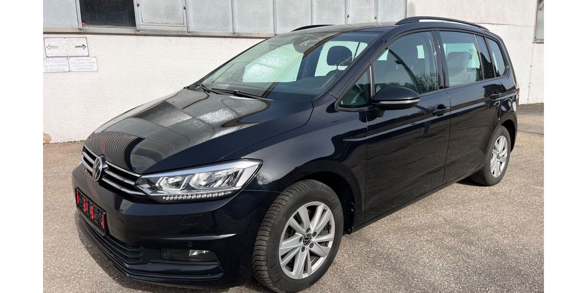 VW Touran 77.500 km 24.990 &euro; Mönsheim 71297
