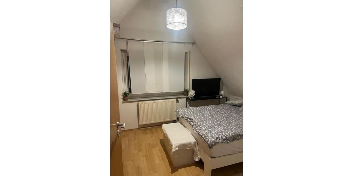 Dachgeschoßwohnung Leingarten - 2 Zimmer, 47 m&sup2;, 470&euro; | Angebot:25163223