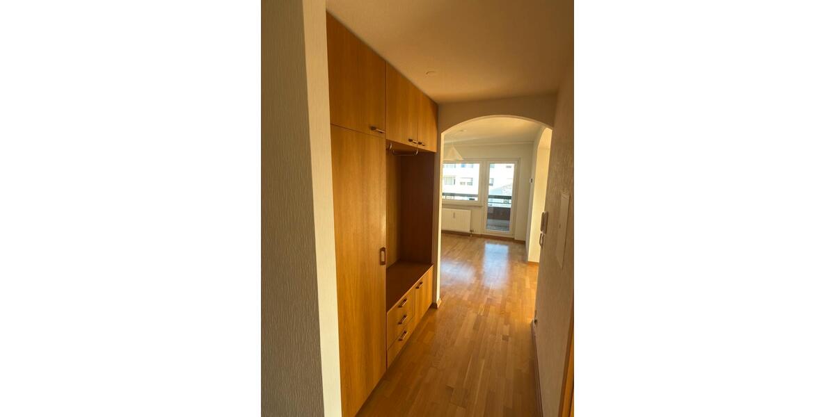 Etagenwohnung Ludwigsburg Eglosheim - 3.5 Zimmer, 84 m&sup2;, 1.050&euro; | Angebot:25892355