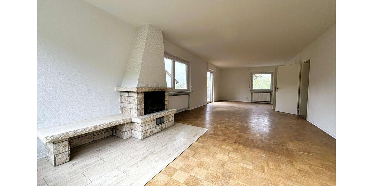 Etagenwohnung Weinstadt - 3.5 Zimmer, 112 m&sup2;, 1.450&euro; | Angebot:26182206