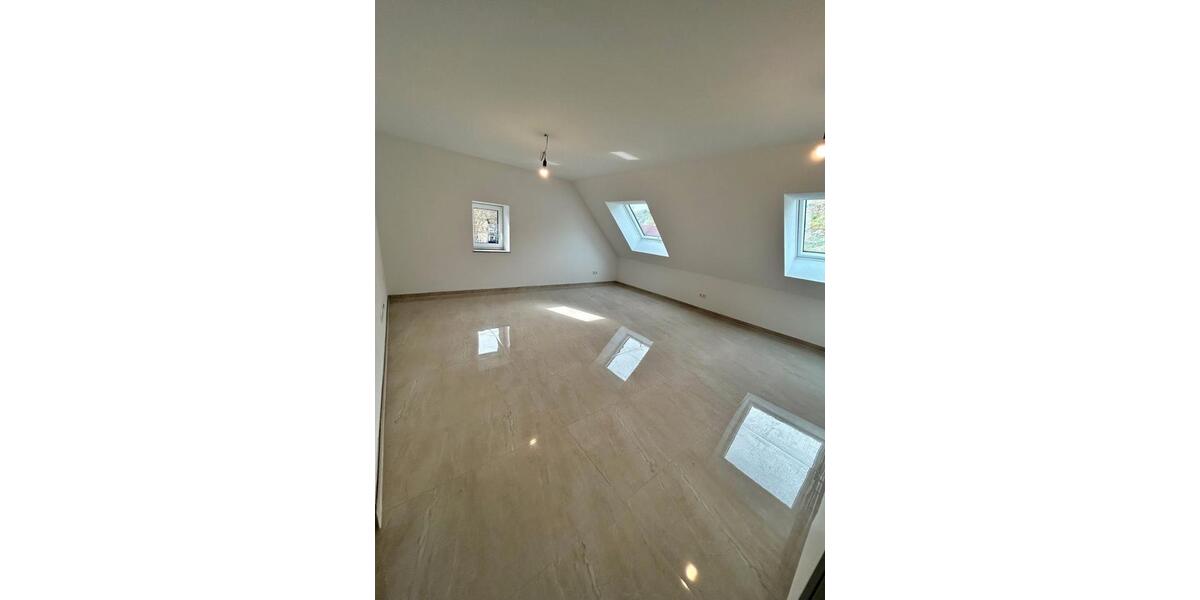 Dachgeschoßwohnung Heilbronn Horkheim - 2 Zimmer, 43 m&sup2;, 650&euro; | Angebot:26471093