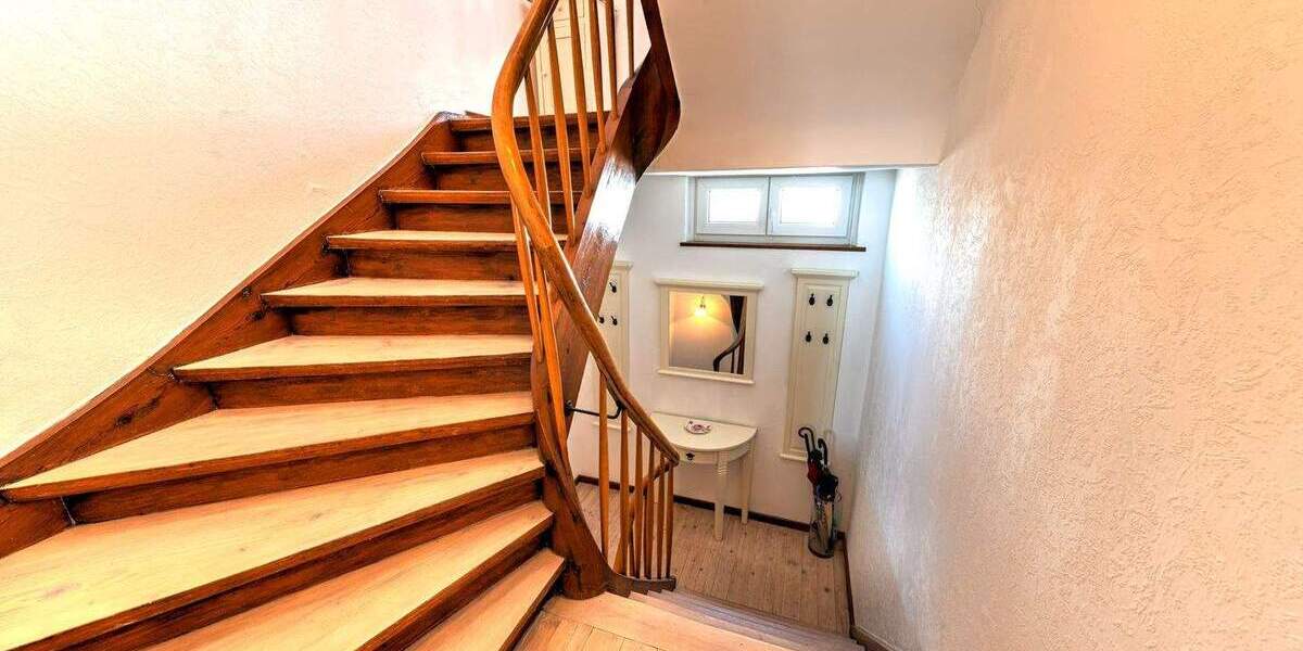 Mehrfamilienhaus, Wohnhaus Böblingen - 9 Zimmer, 187 m&sup2;, 849.000&euro; | Angebot:25800927