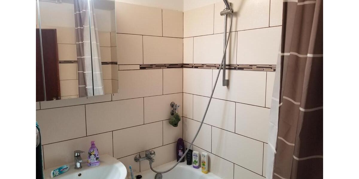 Etagenwohnung Leonberg - 3 Zimmer, 82 m&sup2;, 250.000&euro; | Angebot:25992121