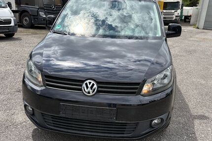 VW Caddy 297.014 km 5.900 &euro; Möglingen 71696