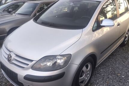 VW Golf 146.000 km 1.999 &euro; weinstadt 71384