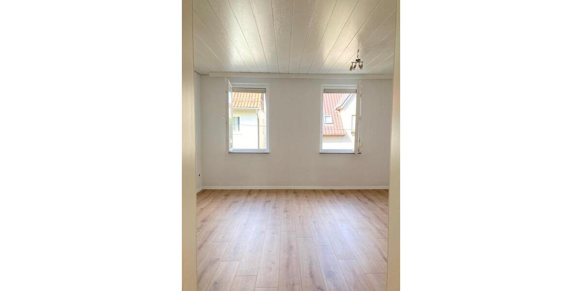 Etagenwohnung Stuttgart Hedelfingen - 3.5 Zimmer, 75 m&sup2;, 990&euro; | Angebot:25961010