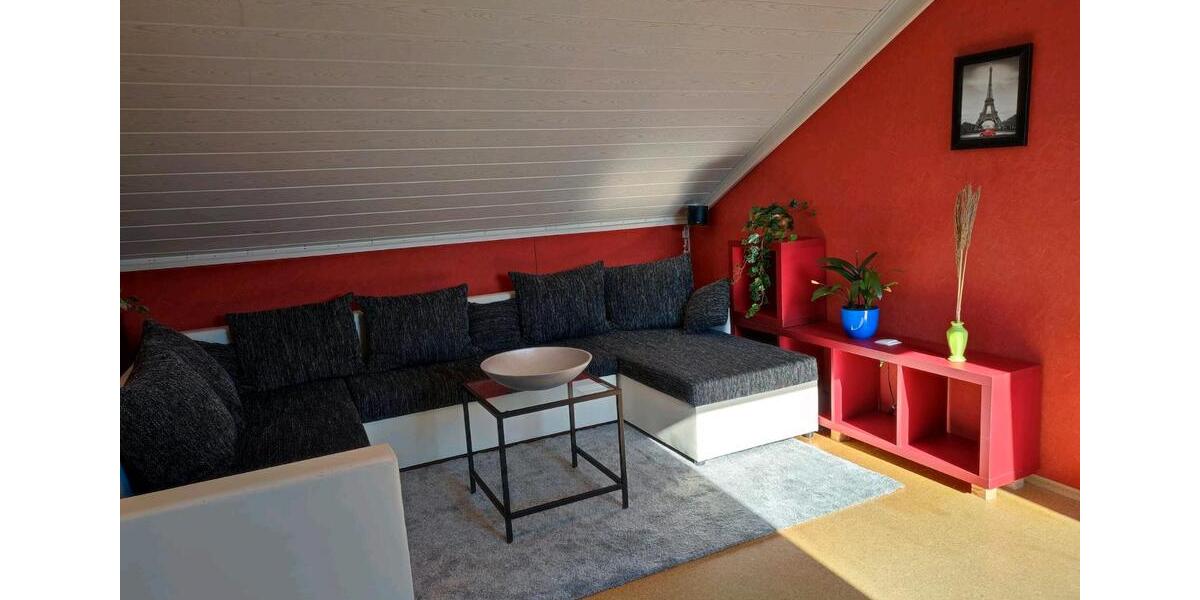 Dachgeschoßwohnung Schwieberdingen - 2.5 Zimmer, 55 m&sup2;, 1.150&euro; | Angebot:25660054