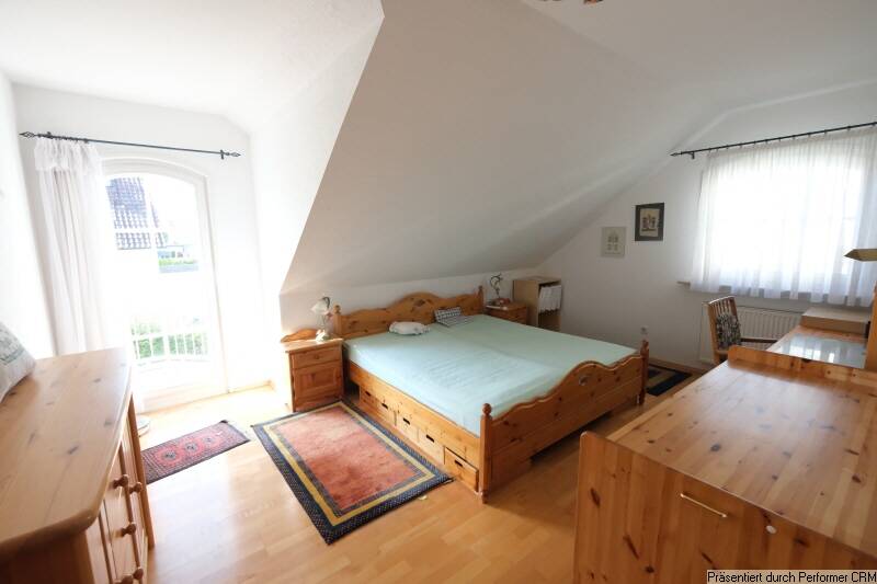 Einfamilienhaus Kornwestheim - 6 Zimmer, 204 m&sup2;, 1.200.000&euro; | Angebot:26786811