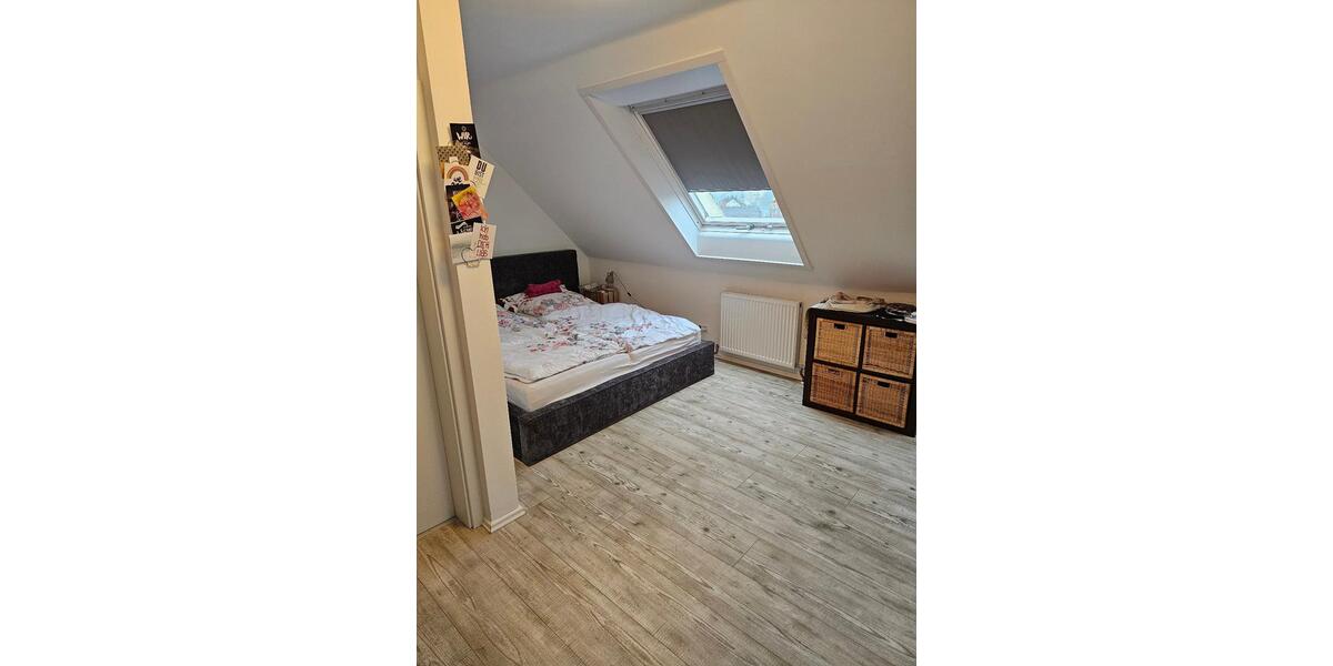 Maisonettenwohnung Ludwigsburg Oßweil - 5 Zimmer, 168 m&sup2;, 1.900&euro; | Angebot:26164663