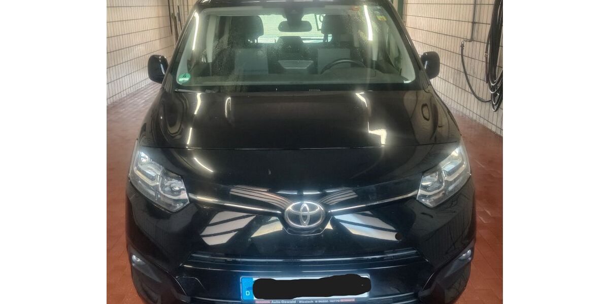 Toyota Proace City 81.000 km 15.499 &euro; Ludwigsburg 71642