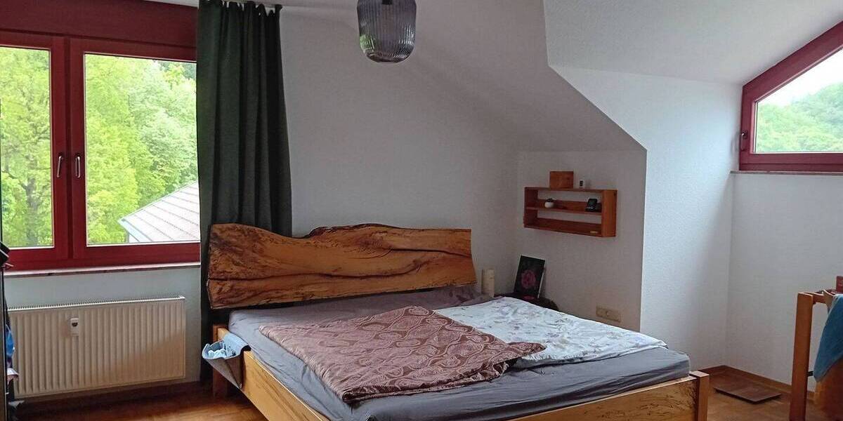 Etagenwohnung Sindelfingen Mitte - 3 Zimmer, 106 m&sup2;, 370.000&euro; | Angebot:26627567