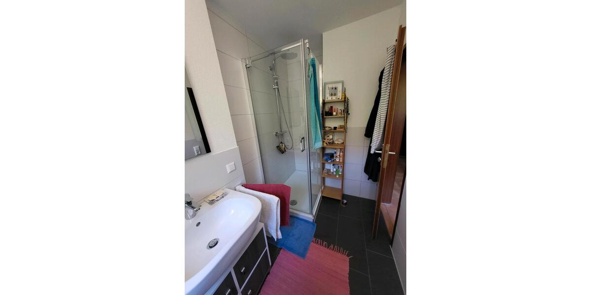 Erdgeschoßwohnung Filderstadt - 3 Zimmer, 92 m&sup2;, 1.000&euro; | Angebot:27576640