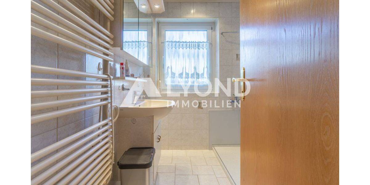 Mehrfamilienhaus, Wohnhaus Sachsenheim Kleinsachsenheim - 1 Zimmer, 210 m&sup2;, 675.000&euro; | Angebot:26874872