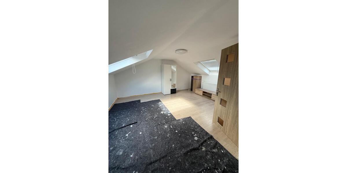 Dachgeschoßwohnung Waiblingen Bittenfeld - 1.5 Zimmer, 50 m&sup2;, 1.000&euro; | Angebot:25920966