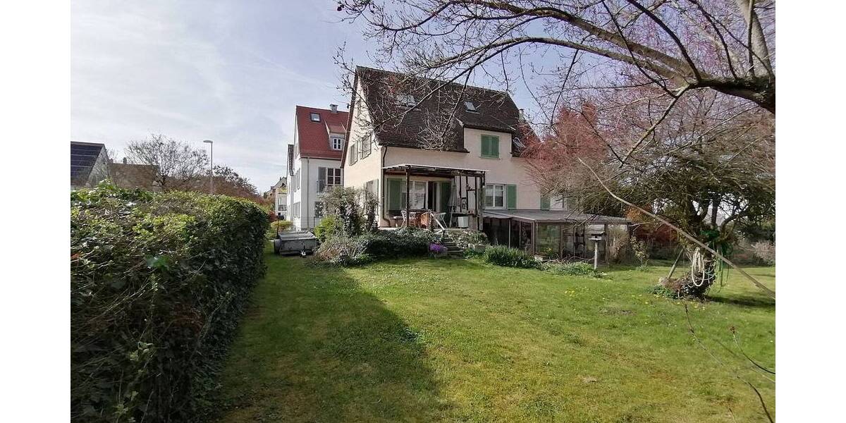 Einfamilienhaus Ludwigsburg Ost - 7 Zimmer, 144 m&sup2;, 890.000&euro; | Angebot:26616836