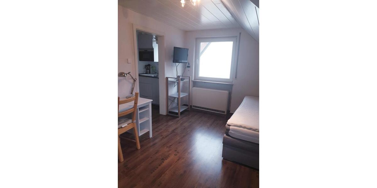 Dachgeschoßwohnung Kernen im Remstal - 1 Zimmer, 17 m&sup2;, 550&euro; | Angebot:27599443