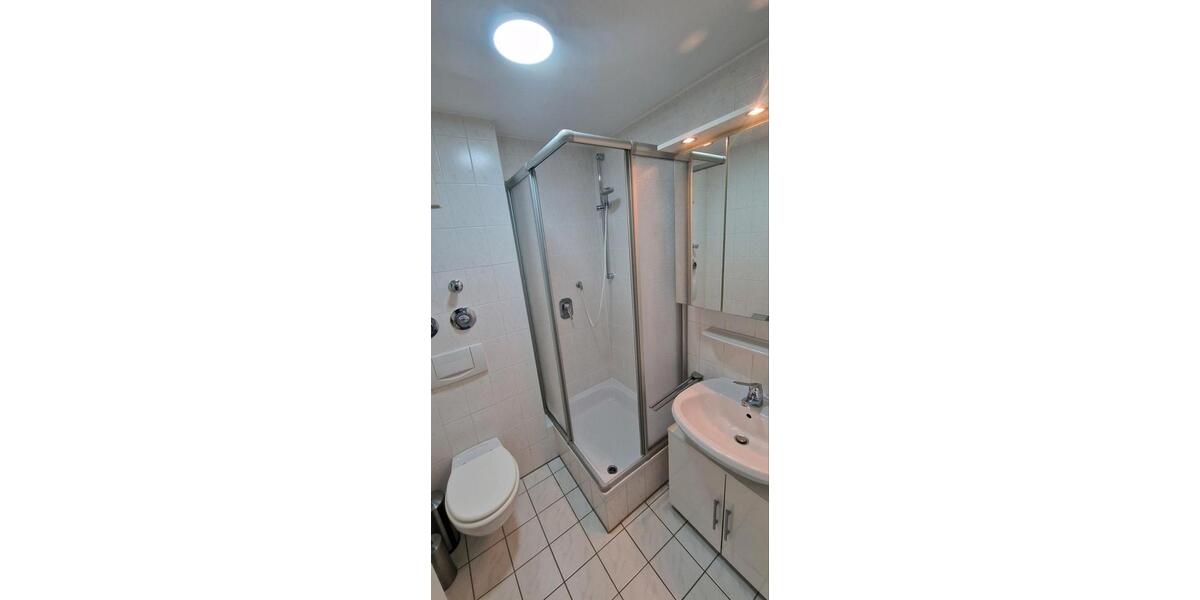 Etagenwohnung Stuttgart Bad Cannstatt - 2 Zimmer, 33 m&sup2;, 780&euro; | Angebot:25894882