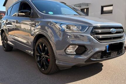 Ford Kuga 84.900 km 17.400 &euro; Freudental 74392
