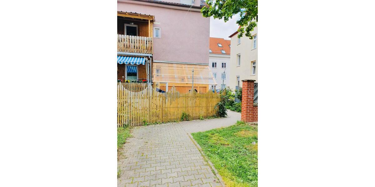 Mehrfamilienhaus, Wohnhaus Stuttgart Bad Cannstatt - 9 Zimmer, 173 m&sup2;, 849.000&euro; | Angebot:25398127