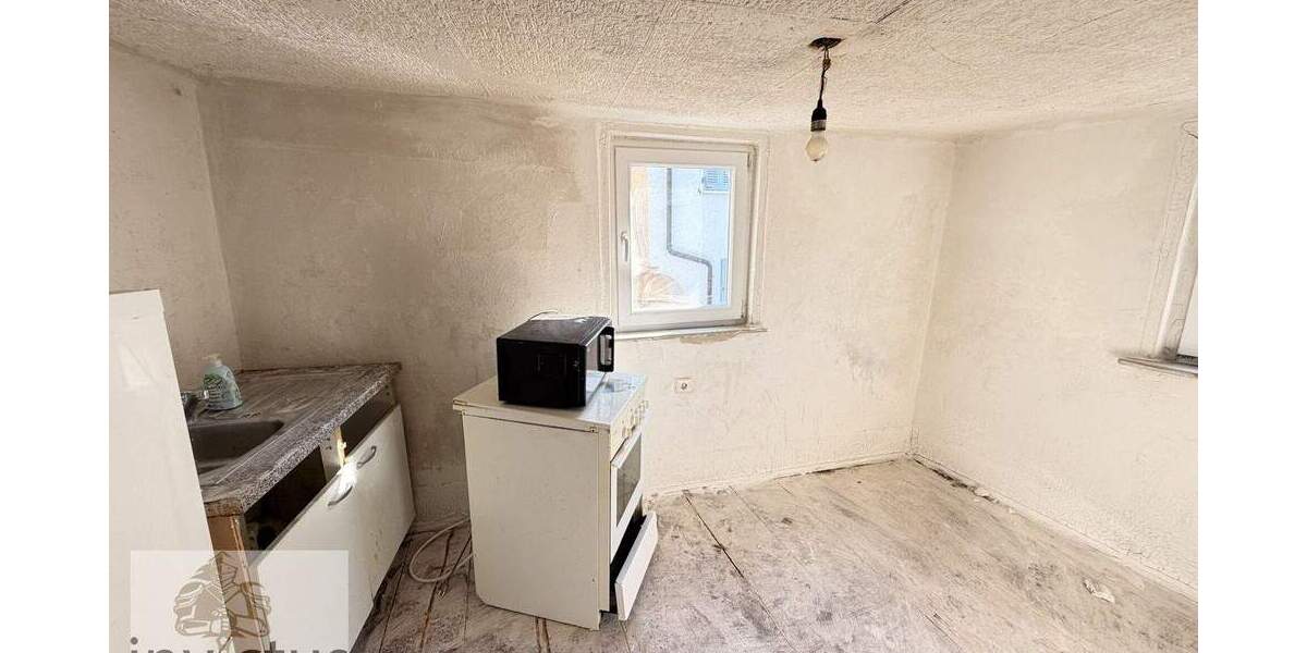 Einfamilienhaus Vaihingen an der Enz / Enzweihingen Enzweihingen - 5 Zimmer, 90 m&sup2;, 99.000&euro; | Angebot:25836706