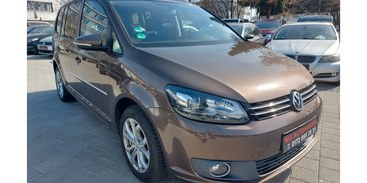 VW Touran 253.919 km 7.999 &euro; Fellbach 70736
