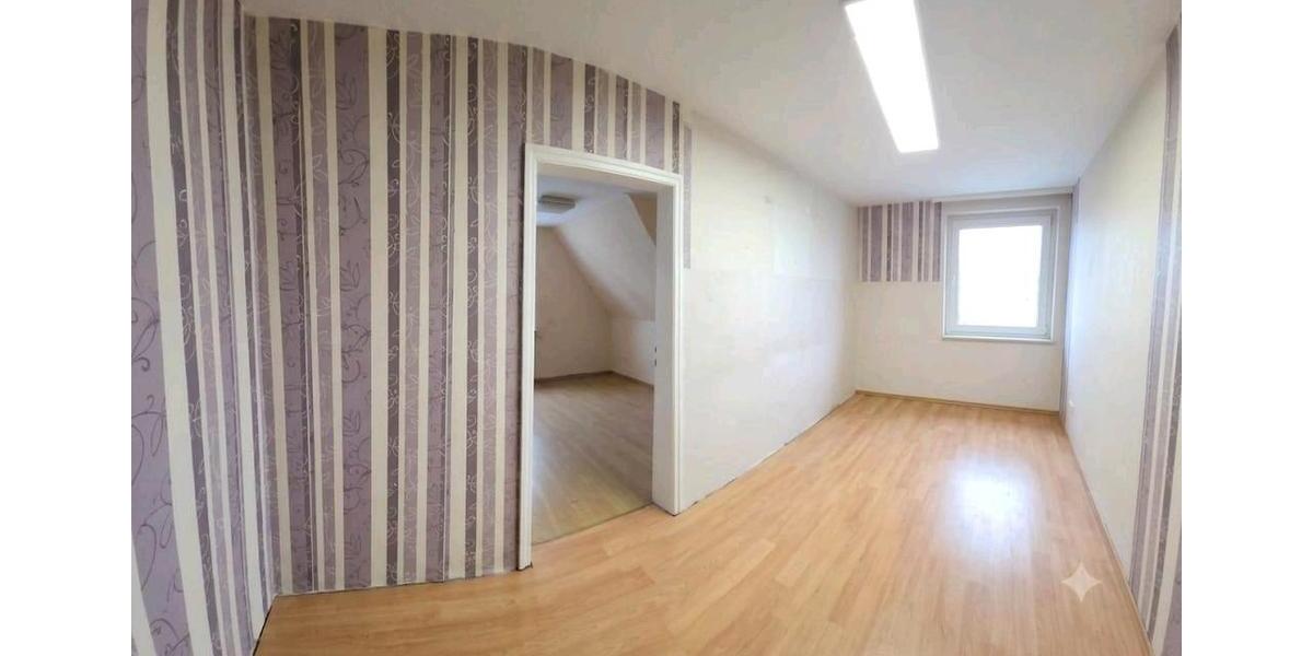 Einfamilienhaus Cleebronn - 6 Zimmer, 109 m&sup2;, 275.000&euro; | Angebot:27018186