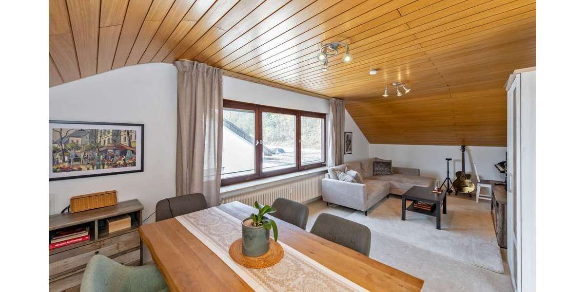 Etagenwohnung Remshalden - 4 Zimmer, 92 m&sup2;, 1.100&euro; | Angebot:26618718