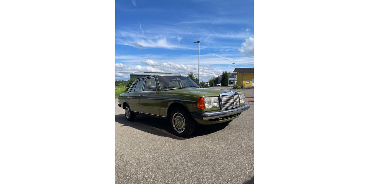 Mercedes-Benz 230 162.000 km 9.400 &euro; Steinheim an der Murr 71711