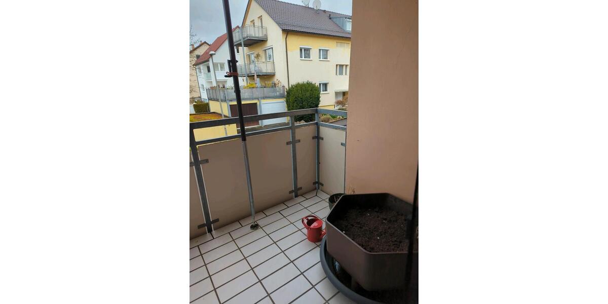 Etagenwohnung Stuttgart Neuwirtshaus - 3 Zimmer, 70 m&sup2;, 1.150&euro; | Angebot:25976208